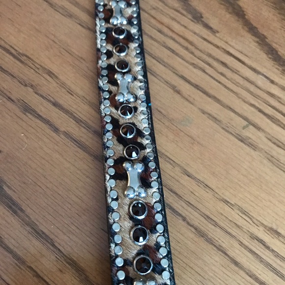 Woof Wear Dog Collar, 20”, Bone Studs/Crystals - Picture 4 of 5